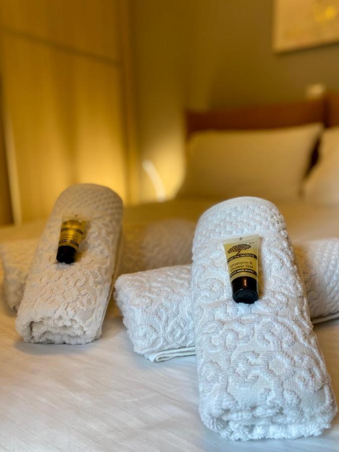 Luxury Suite 10' From The Center Athens Luaran gambar