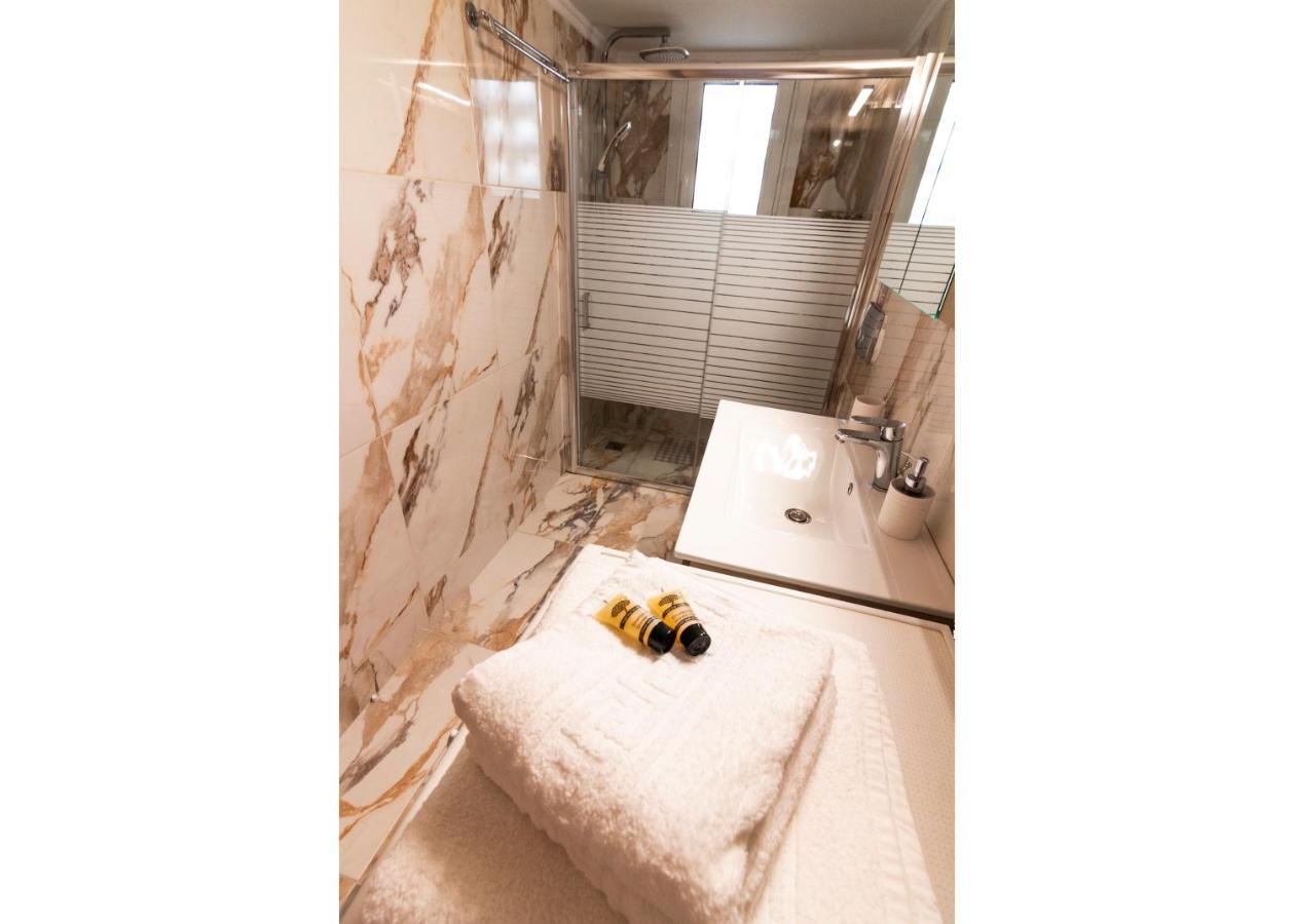 Luxury Suite 10' From The Center Athens Luaran gambar